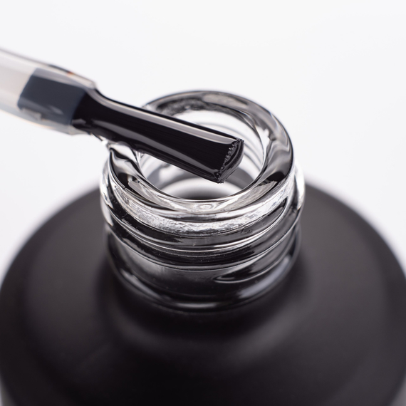 База для нігтів Komilfo Rubber Base каучукова, 15 мл, Об`єм: 15 мл, зображення 2